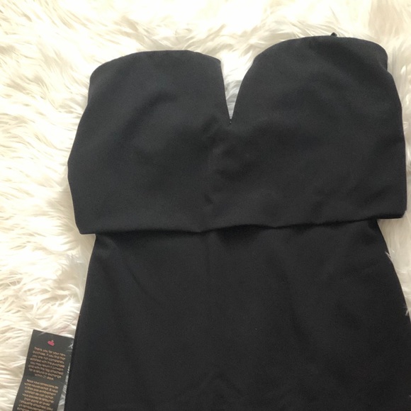 Bebe strapless deep V dress. - Picture 2 of 3